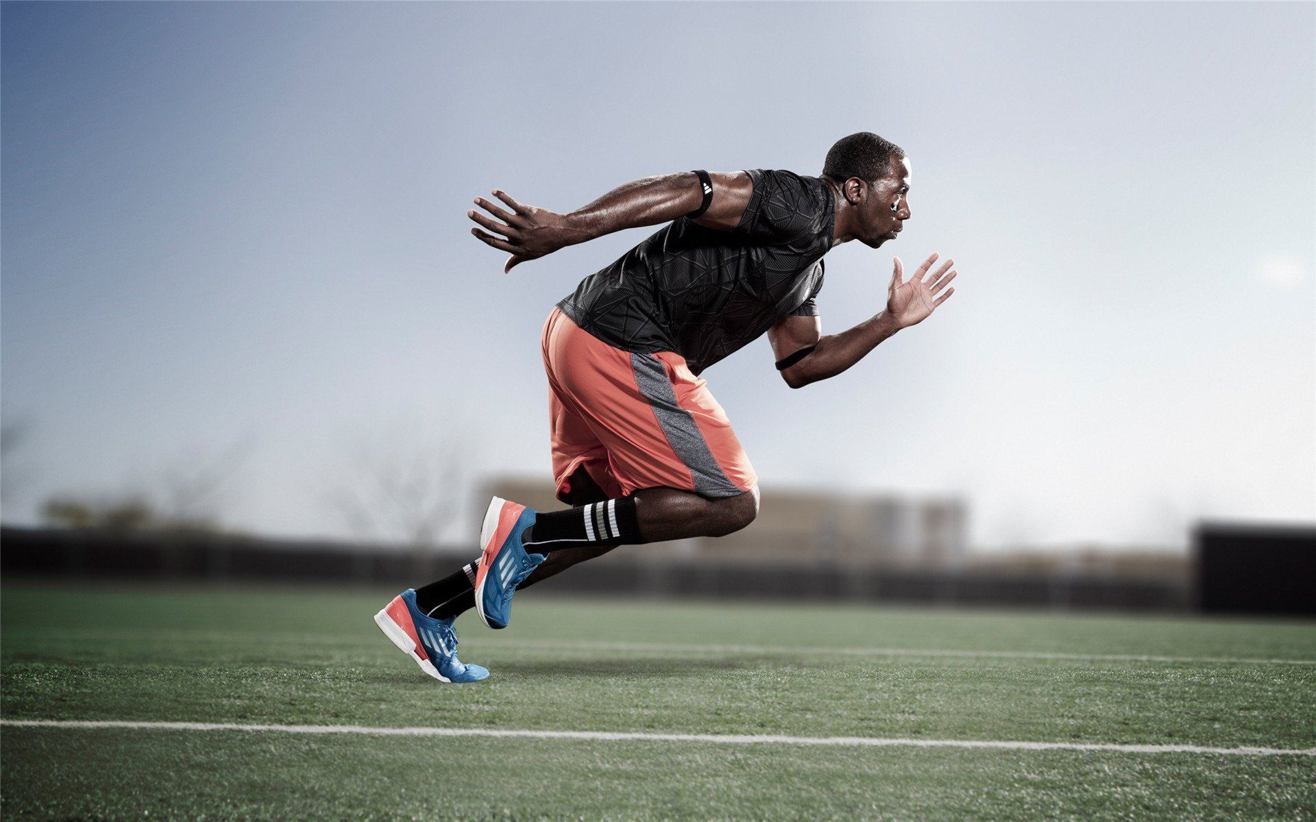 莱德基冲刺阶段爆发力十足，莱德基多强